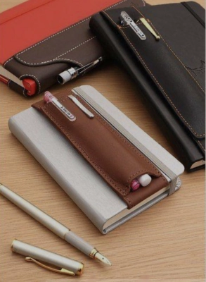 اکسسوری های چرمی